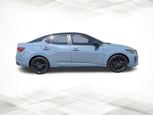 2t Gry Blk Roof 2025 Nissan Sentra SR