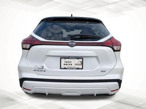 2023 Nissan Kicks SV
