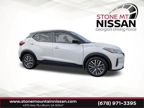 2023 Nissan Kicks SV
