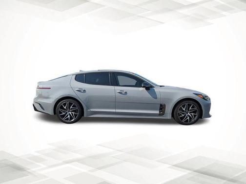2022 Kia Stinger GT-Line