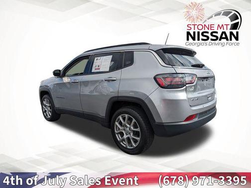 2022 Jeep Compass Latitude Lux
