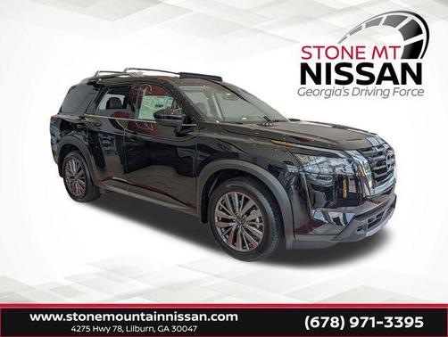 2025 Nissan Pathfinder SL FWD