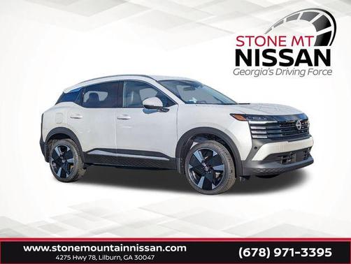 2025 Nissan Kicks SR