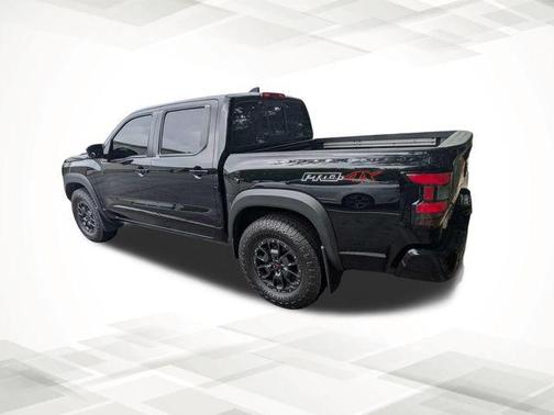 Black 2022 Nissan Frontier PRO-4X