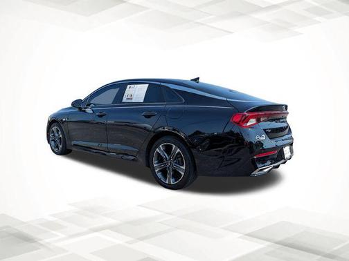 2021 Kia K5 EX