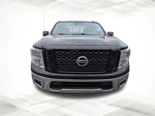 2019 Nissan Titan SV