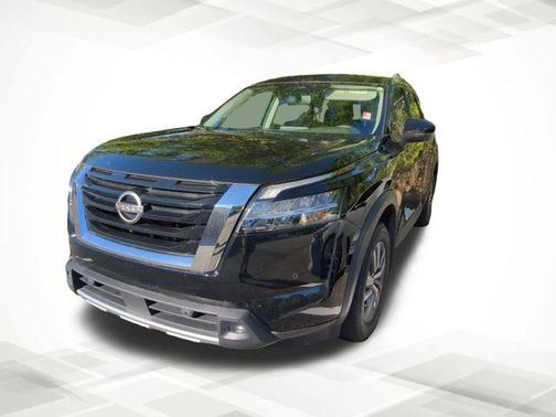 2022 Nissan Pathfinder SL 4WD