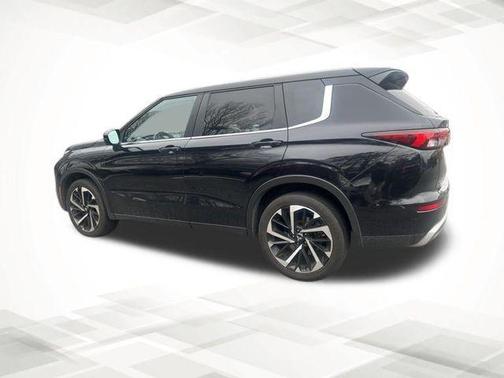 2024 Mitsubishi Outlander SE Black Edition