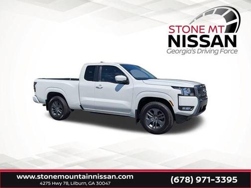 Glacier White 2025 Nissan Frontier SV
