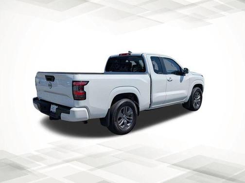 Glacier White 2025 Nissan Frontier SV
