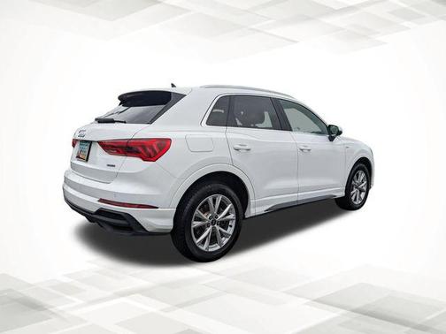 2023 Audi Q3 Premium 45 TFSI S line quattro Tiptronic