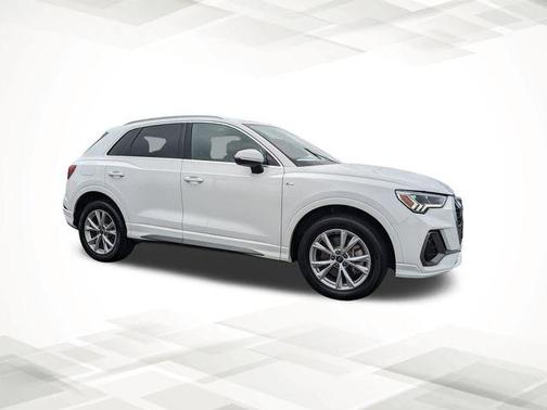 2023 Audi Q3 Premium 45 TFSI S line quattro Tiptronic