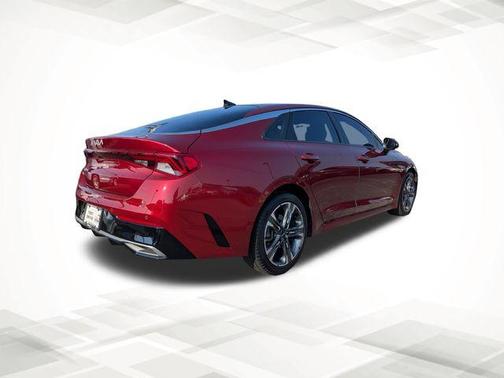 2022 Kia K5 EX