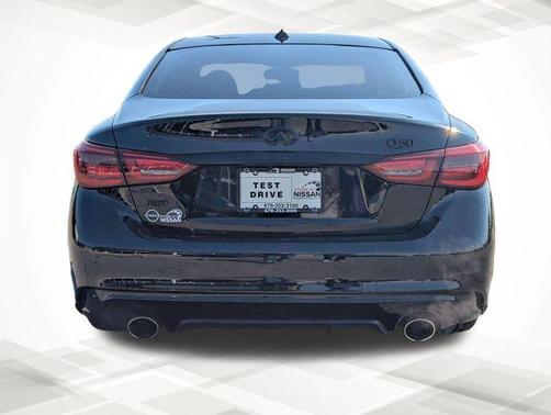 2022 INFINITI Q50 LUXE