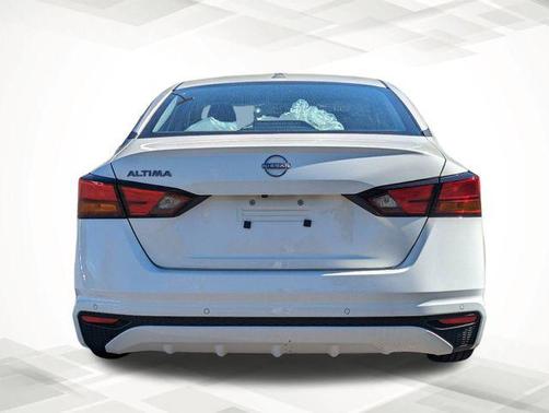 2025 Nissan Altima S FWD