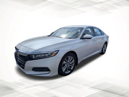 Platinum White Pearl 2018 Honda Accord LX