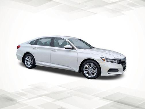 Platinum White Pearl 2018 Honda Accord LX