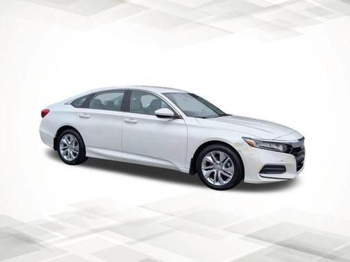 Platinum White Pearl 2018 Honda Accord LX