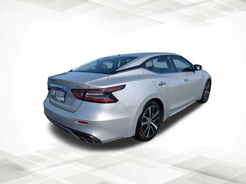 2023 Nissan Maxima SV