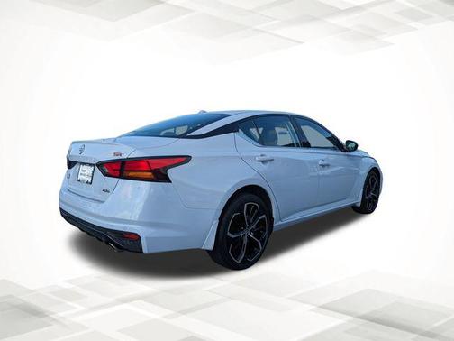 2024 Nissan Altima SR Intelligent AWD