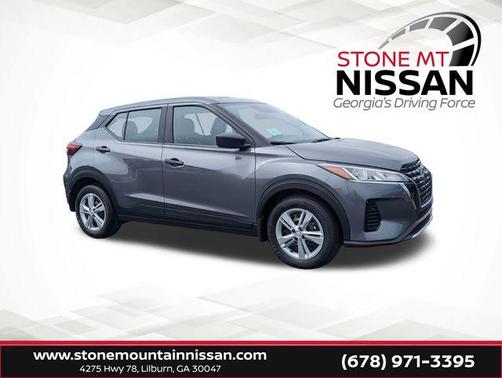 2025 Nissan Kicks S