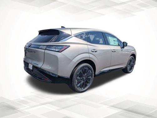 Champagne Silve 2026 Nissan Murano Platinum