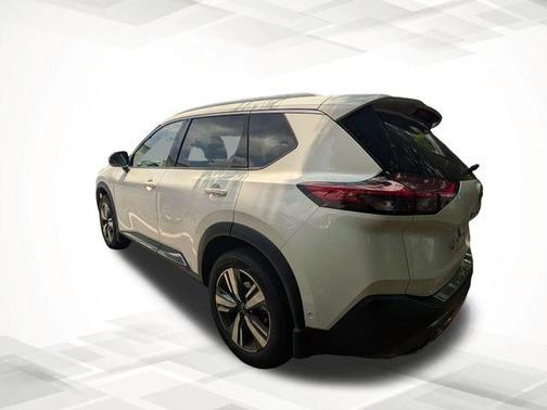 White 2023 Nissan Rogue SL