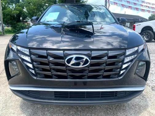 2022 Hyundai TUCSON SE