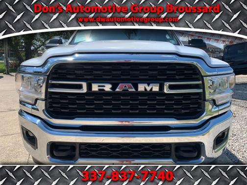 2022 RAM 2500 Tradesman Crew Cab SWB 4WD