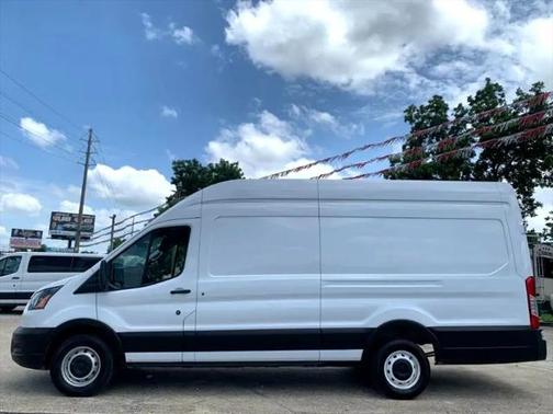 2022 Ford Transit-250 Base