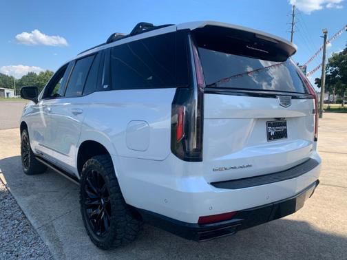2022 Cadillac Escalade Sport