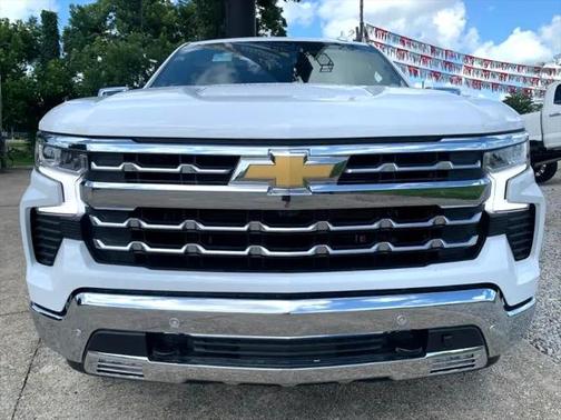 2025 Chevrolet Silverado 1500 LTZ