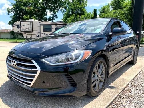 2017 Hyundai ELANTRA Limited