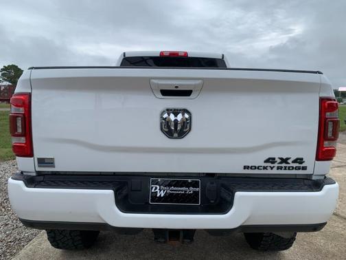 2022 RAM 2500 Big Horn Crew Cab 4WD