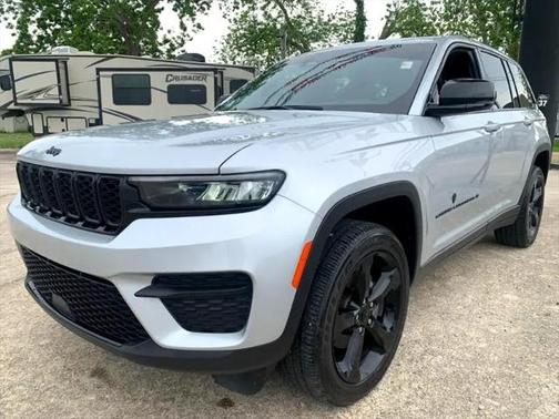 2024 Jeep Grand Cherokee Altitude