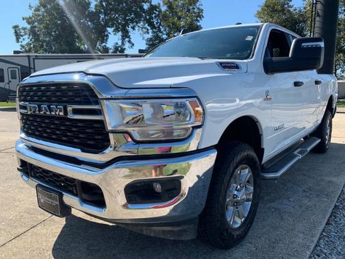 2024 RAM 2500 Big Horn Crew Cab 4WD
