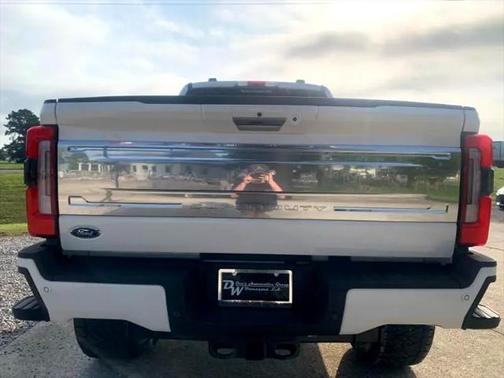 2023 Ford F-250 Platinum