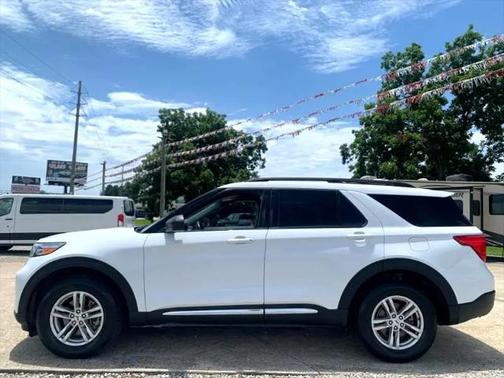 2023 Ford Explorer XLT AWD