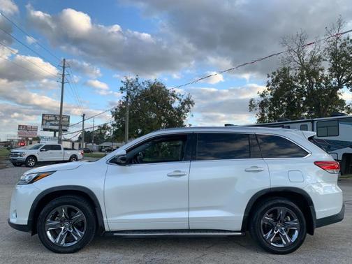 2019 Toyota Highlander Limited Platinum