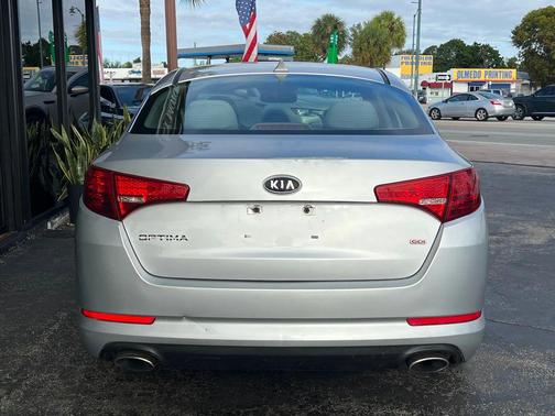 Bright Silver 2012 Kia Optima LX