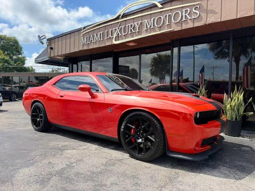 Red 2016 Dodge Challenger SRT Hellcat