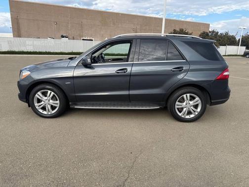 2012 Mercedes-Benz M-Class 4MATIC