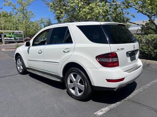 2010 Mercedes-Benz M-Class 4MATIC