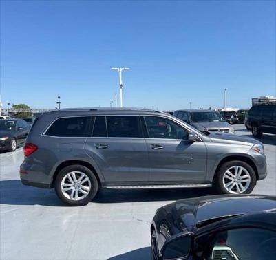 2017 Mercedes-Benz GLS 450 4MATIC