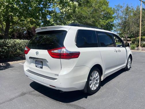 2015 Toyota Sienna Limited