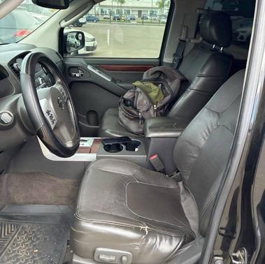 2008 Nissan Pathfinder LE