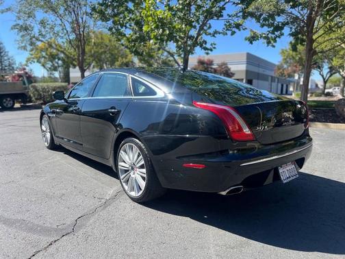 2015 Jaguar XJ XJL Portfolio