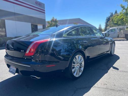 2015 Jaguar XJ XJL Portfolio