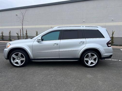 2011 Mercedes-Benz GL-Class 4MATIC