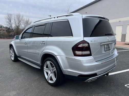2011 Mercedes-Benz GL-Class 4MATIC